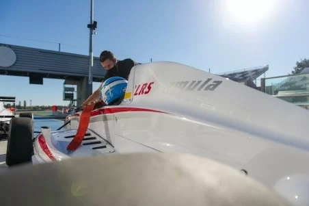 driving course Formula Renault - Formula Learning -2 20 minute sessions - Circuit de Catalunya Barcelona