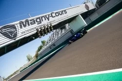 Stage de pilotage F1 PERFORMANCE –FR (X2) + tours F1 – Circuit de Magny-Cours Grand Prix