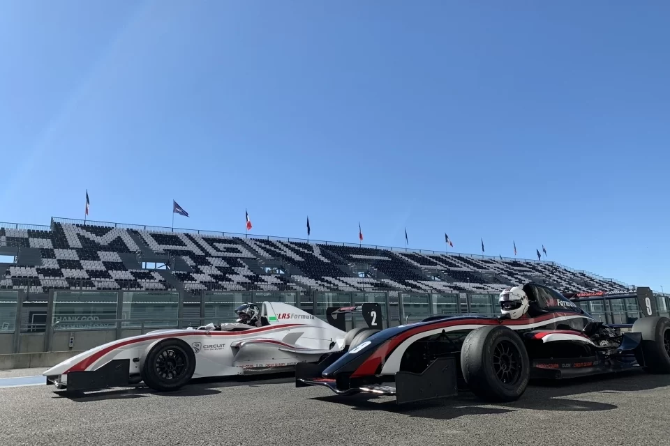 Stage de pilotage Formule Renault - Circuit Magny Cours Club