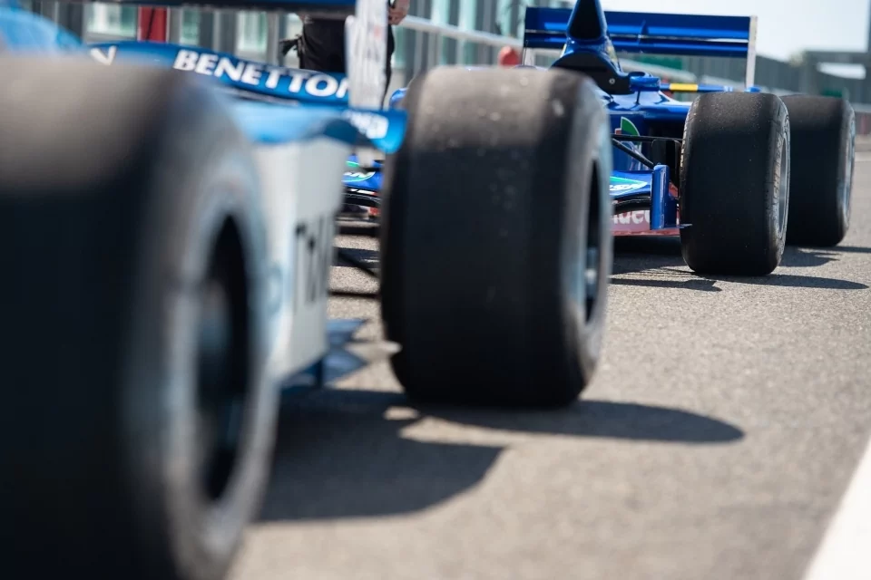 stage de pilotage f1 magny cours benetton f1