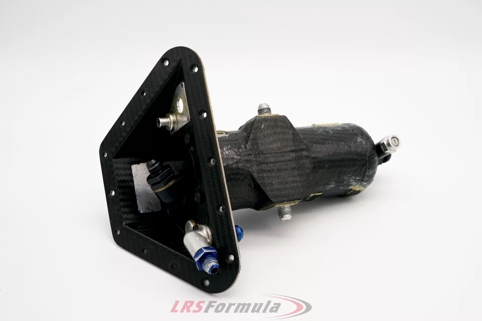 Boîte tampon essence en carbone / Carbon fuel collector ARROWS